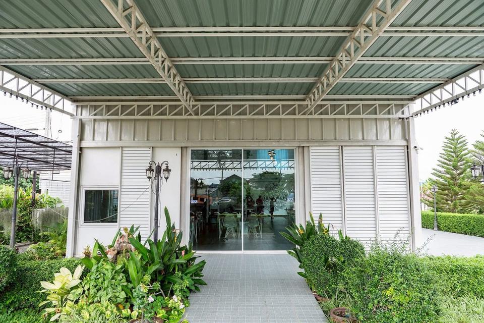 ที่ดินพร้อมสิ่งปลูกสร้างคาเฟ่โรงเรือน เลียบคลองทวีวัฒนาต้นทางเพชรเกษม 4