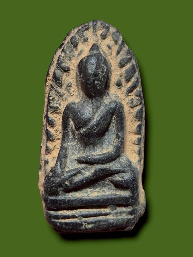 ☘️เปิดจ้า พระสวยๆเก่าๆๆ สนใจ ทักแชทได้คะ🙇‍♀️