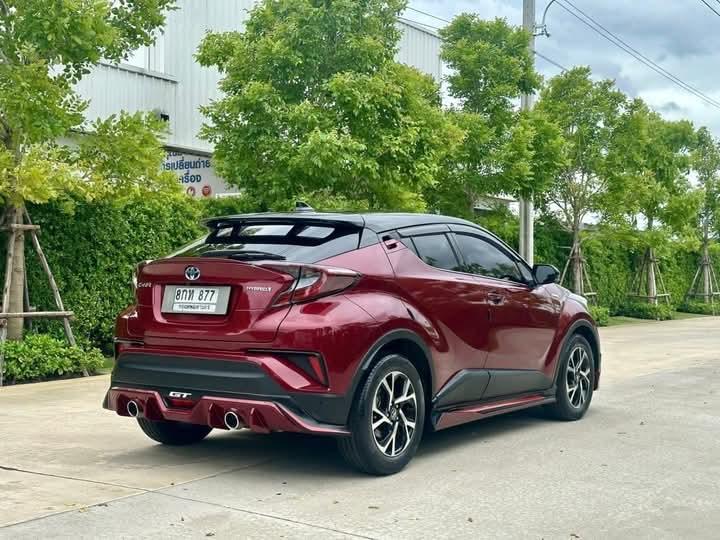 TOYOTA CHR สีแดง ปี 2019 7