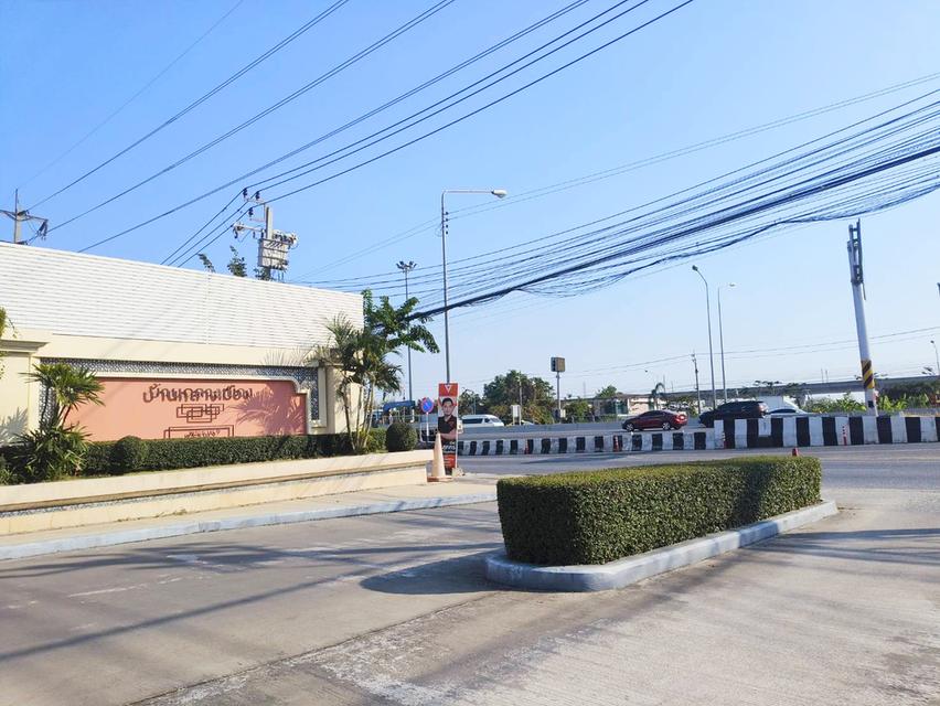 ขายทาวน์โฮม 3 ชั้น หลังมุม บ้านกลางเมือง พระราม 9 มอเตอร์เวย์ 20