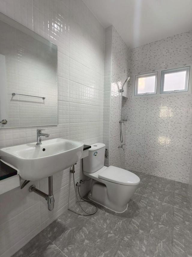 บ้านใหม่ให้เช่า 35,000 บาท ติดถนนสันกำแพงสายใหม่ เชียงใหม่ ห่างสนามบินเพียง 12 กิโลเมตร รูปที่ 12