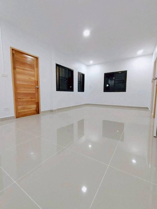 ม.บ้านฟ้ารังสิต 18