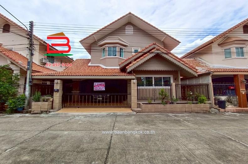  บ้านเดี่ยว หมู่บ้าน เอซีเฮ้าส์ 4 เนื้อที่ 51 ตรว. ใกล้บิ๊กซีลำลูกกาคลอง 4 ถนนลำลูกกา ตำบลลาดสวาย อำเภอลำลูกกา จังหวัดปทุมธานี 1