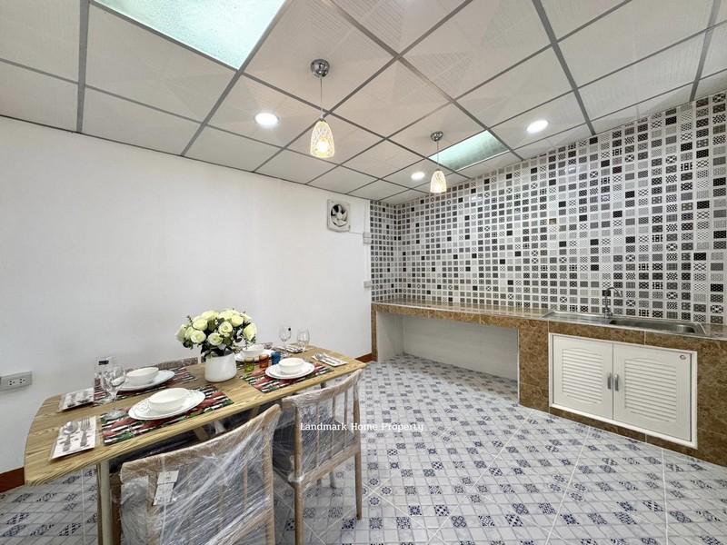 lN-070 ขายทาวน์เฮ้าส์ 2 ชั้น มบ.มนวดี ซอยวัดลาดปลาดุก บ้านสไตล์มินิมอล ออกแบบลงตัว มีเทอเรส รีโนเวทใหม่พร้อมอยู่ 7