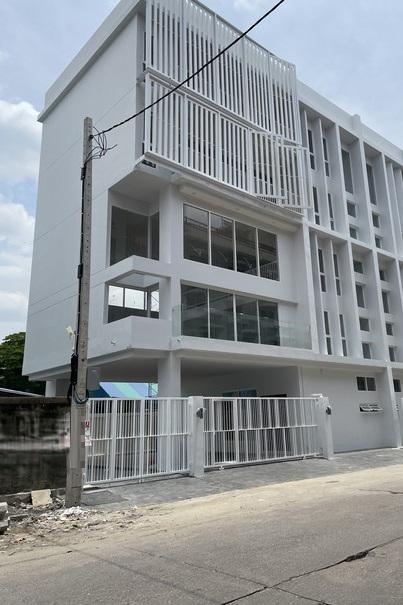 PP409 ขายโฮมออฟฟิศ 4.5 ชั้น B-ONE Ladphrao-Ramkhamhaeng บี-วัน ลาดพร้าว-รามคำแหง ลาดพร้าว 130 หรือ รามคำแหง 81 ใกล้MRTลาดพร้าว 101 เดอะมอลล์บางกะปิ