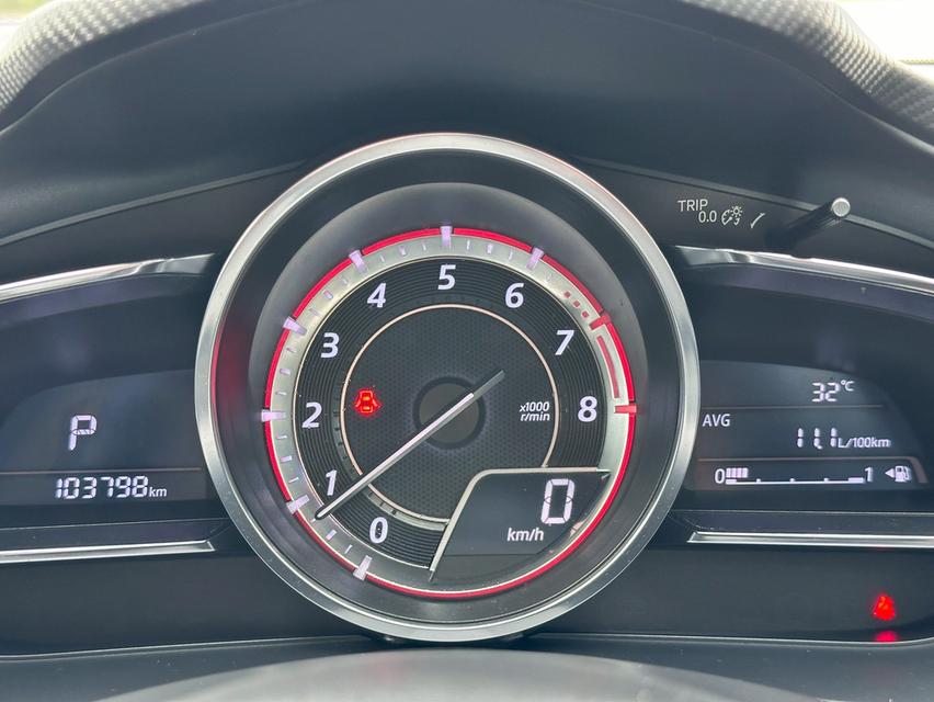 รหัสรถ PAT6031 Mazda 3 2.0 S Sport Hatchback สีเทาดำ ปี 2017 14