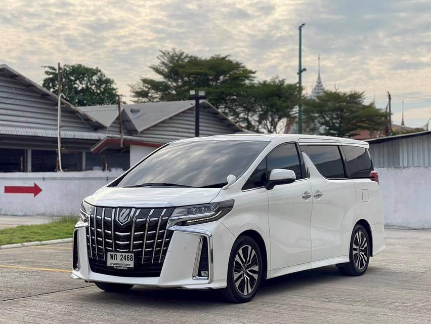 Toyota Alphard 2.5 SC Package MNC 2020 จด 2021 • Mileage: 64,000 km