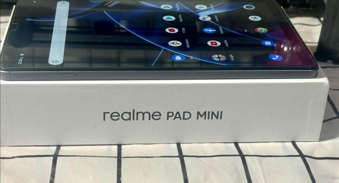 Realme Pad Mini สีดำ  1