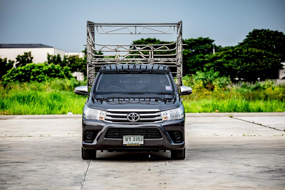 TOYOTA HILUX REVO 2.8 J PLUS STANDARD CAB สีเทา ปี 2018