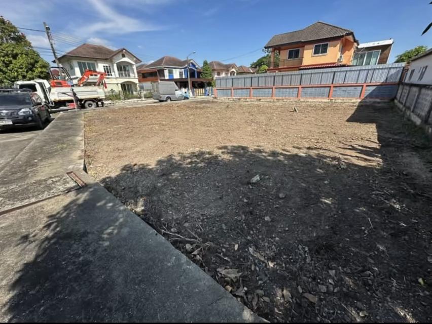 ที่ดินเปล่า【หมู่บ้าน นันท์นลินปาร์คโฮมเฟส 4】 • 100 ตารางวา • หนองจอก • กรุงเทพ | เจ้าของขายเอง 9