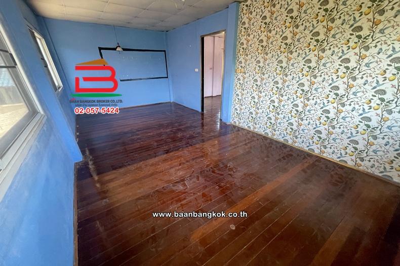 บ้านเดี่ยว 2 ชั้น เนื้อที่ 40.5 ตร.ว. ชุมชนอนันต์สุขสันต์ (ซอยรามอินทรา 5 แยก 77) ถนนเทพรักษ์ แขวงท่าแร้ง เขตบางเขน 15
