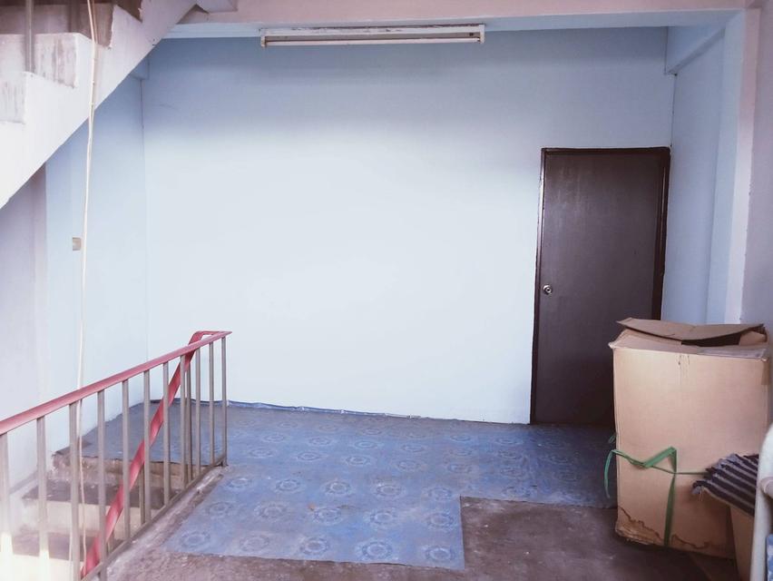 ขายตึก 4 ชั้น โครงการแลนด์ แอนด์ แฟคทอรี่เฮ้าส์ ซอยเพชรเกษม 95 6