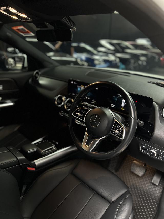 Benz GLA200 Progressive 6