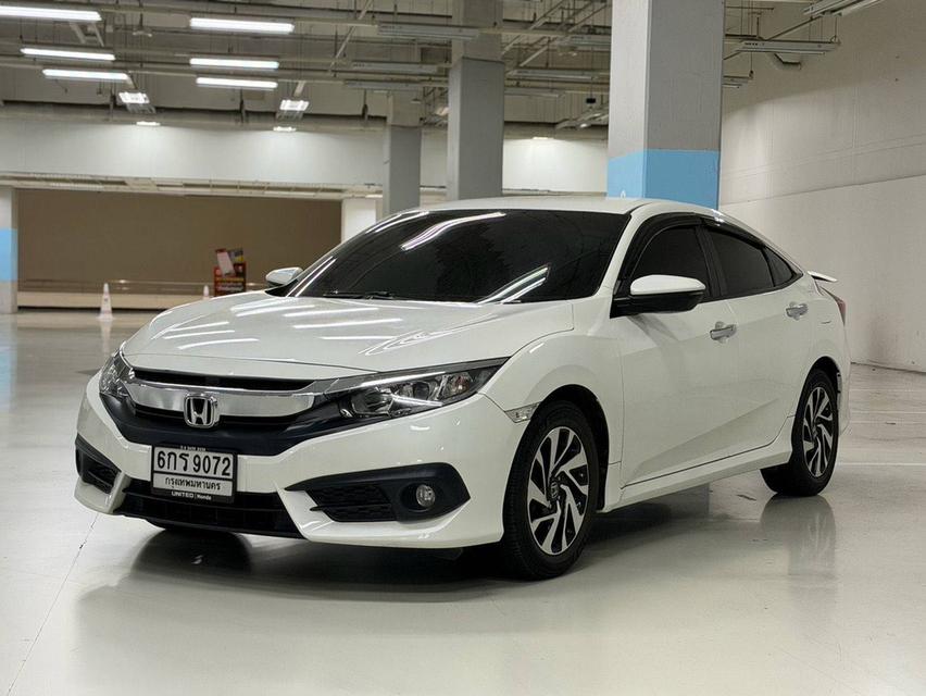 HONDA CIVIC 1.8 EL 2017Civic FC โฉมปัจจุบัน ทรงสปอร์ต ขับดี ออฟชั่นคุ้ม