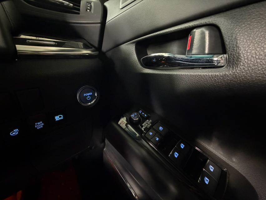 Toyota Alphard 2.5 SRC ปี 2021 สีน้ำตาล Mileage 66,xxx km รูปที่ 15
