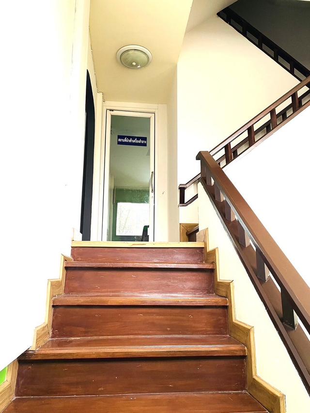 ขายถูกอาคารพาณิชย์ 4ชั้น 3คูหาติดกัน ติดถนนสมโภช700ปี ตรงข้ามโลตัสรวมโชค เมืองเชียงใหม่. 5