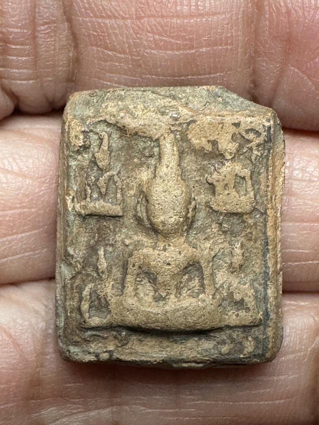 พระเนื้อดิน พิมพ์พระเจ้าห้าพระองค์ หลวงปู่ทอง วัดราชโยธา