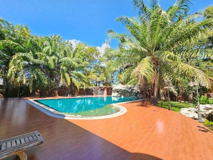 ขายคฤหาสน์หรู ในตัวเมืองศรีราชา ชลบุรี 16