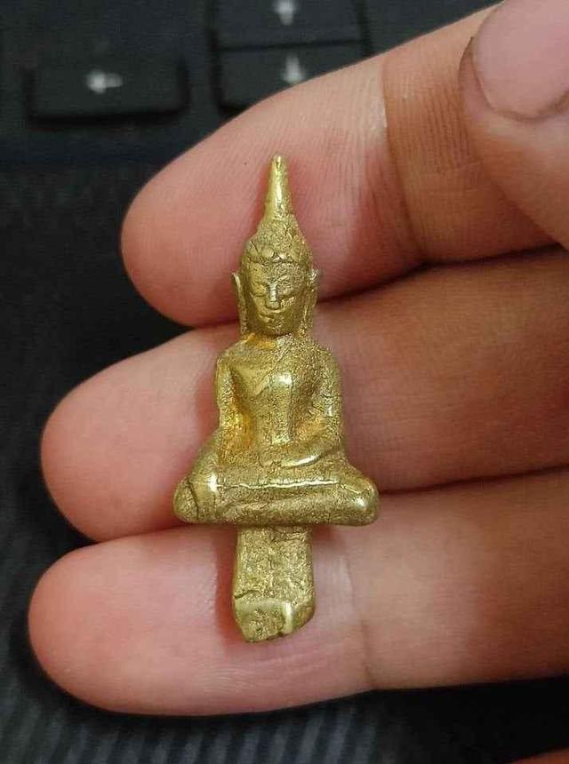 พระยอดธง อยุธยา สีทองอร่าม เก่า หายาก สวยมาก น่าบูชา