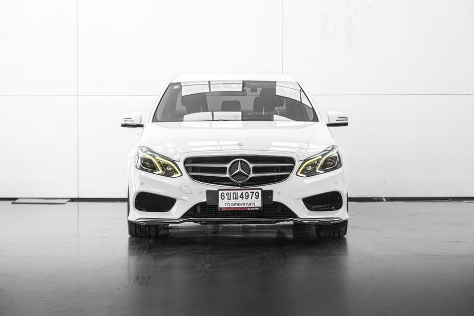 2013 Mercedes-Benz E300 2.1 W212 BLUETEC HYBRID Sedan สีขาว เครื่องดีเซล+ไฟฟ้า เลขไมล์ 88378 กม.