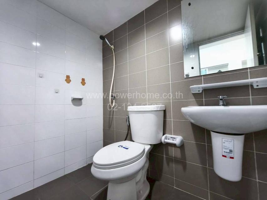 บ้านพฤกษา 41/1 ซอย 9 ถนนติวนนท์ ต.บางกะดี อ.เมืองปทุมธานี จ.ปทุมธานี 11