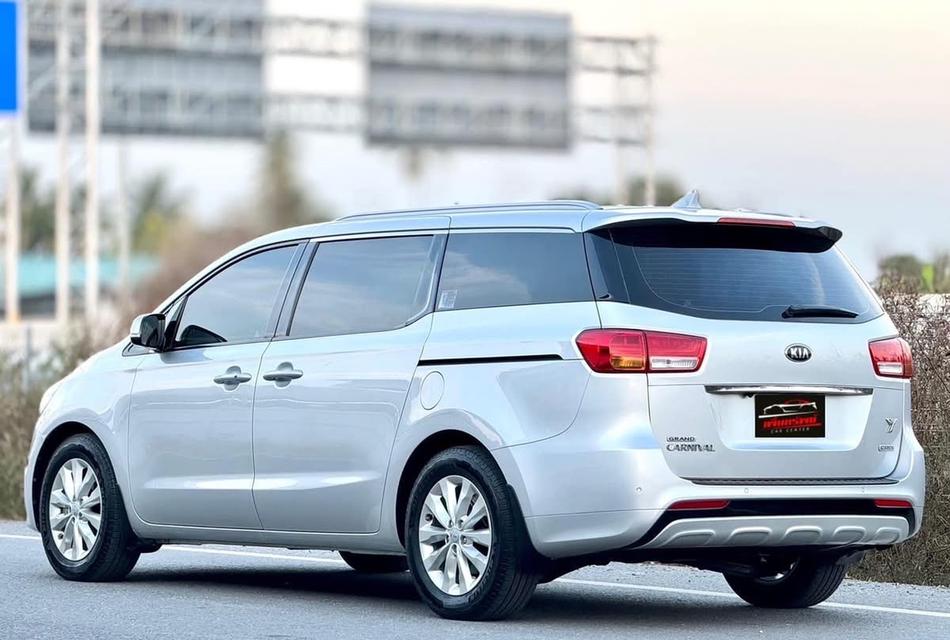 KIA GRAND CARNIVAL 2.2 EX ปี 2016 4