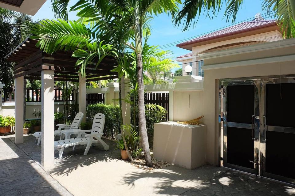 For rent pool villa European home place 12