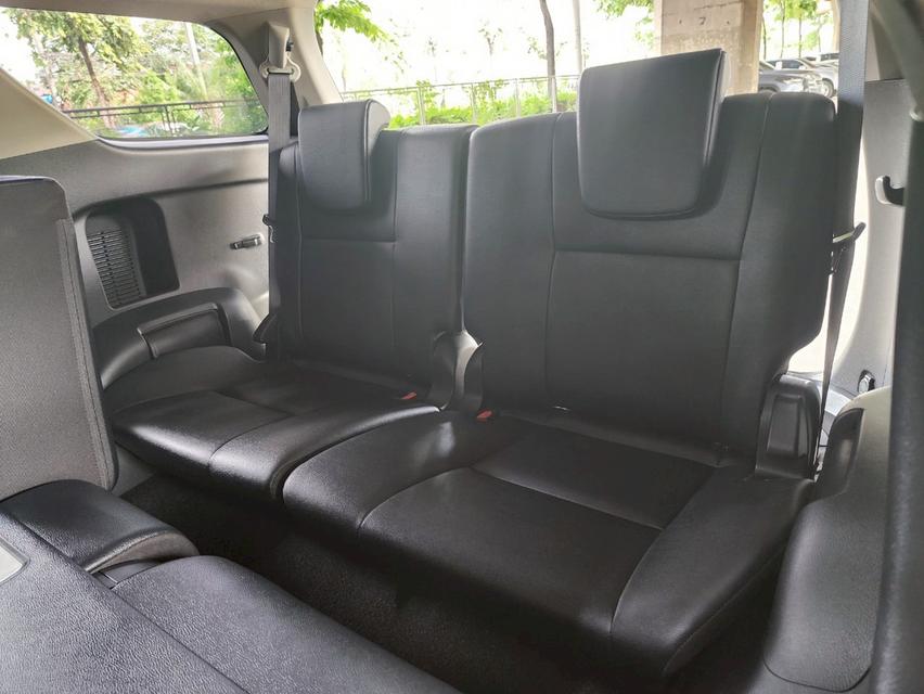 ขายรถ Toyota Fortuner 2.4V 2wd ปี 2023 สีเทา เกียร์ออโต้ 11