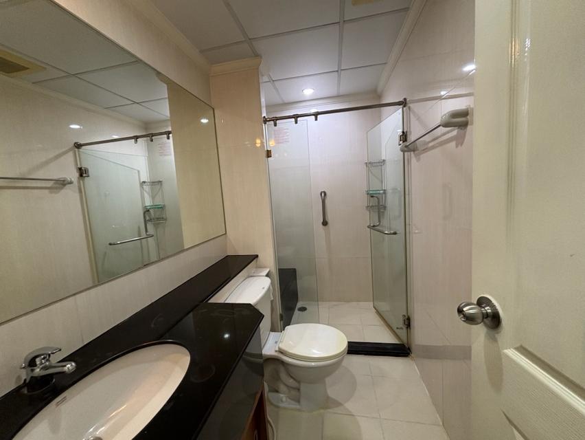 ให้เช่า คอนโด ใกล้ มศวSupalai Premier Place อโศก 55 ตรม. 1นอน 1น้ำ ชั้น20 ระหว่าง BTS อโศก  MRT เพชรบุรี 5