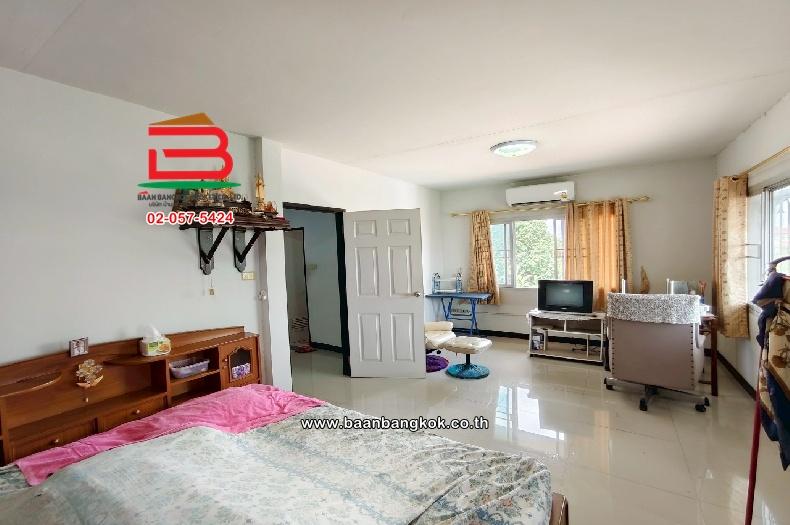 บ้านเดี่ยว หมู่บ้าน ช.รุ่งเรือง 8 เนื้อที่ 40 ตร.ว (ใกล้ MRT คลองบางไผ่) ตำบลพิมลราช อำเภอบางบัวทอง นนทบุรี 9