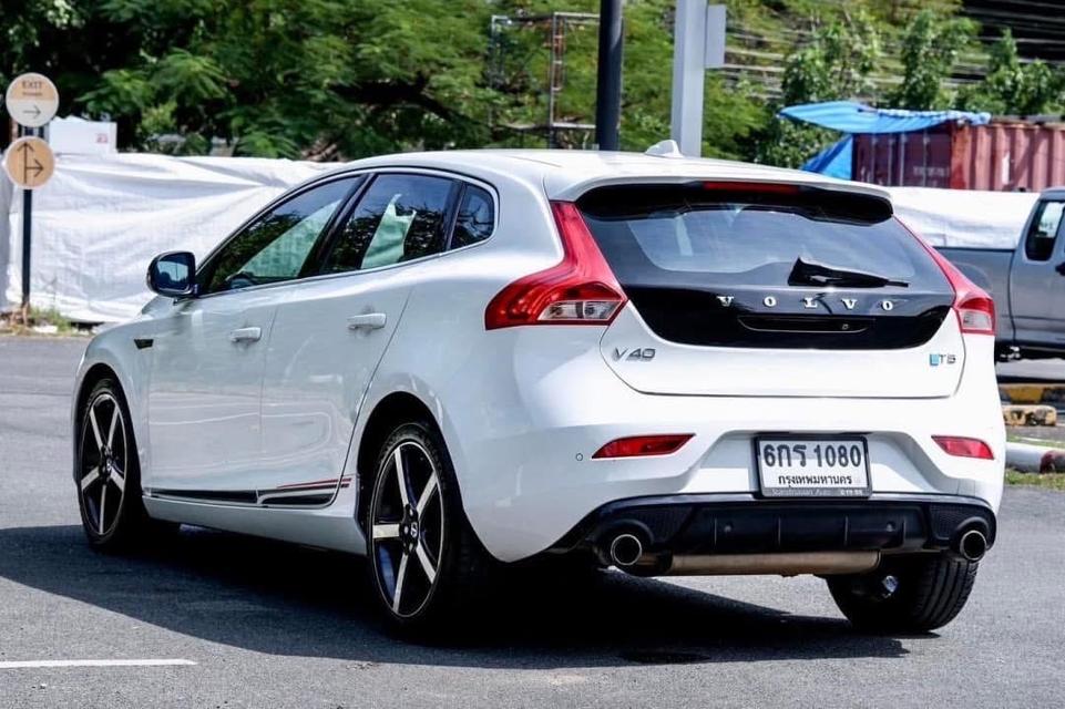 Volvo V40 มือ 2  5