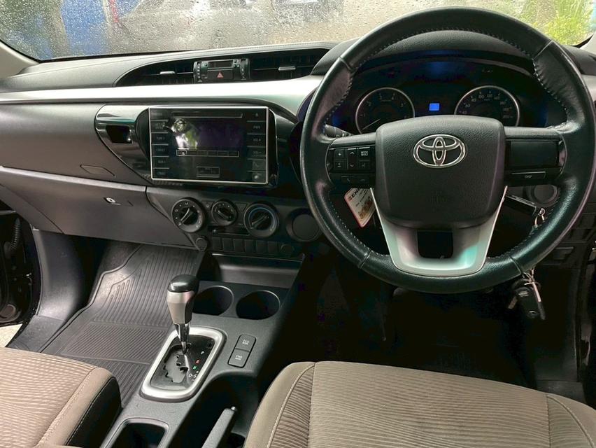 2017 Toyota ออโต้ 11