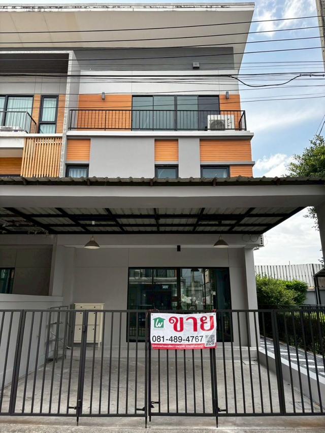 ขายบ้านทาวน์โฮม*พร้อมเข้าอยู่* หมู่บ้าน อีโค สเปซ 2 เกษตร นวมินทร์ เฟอร์นิเจอร์ครบ   1