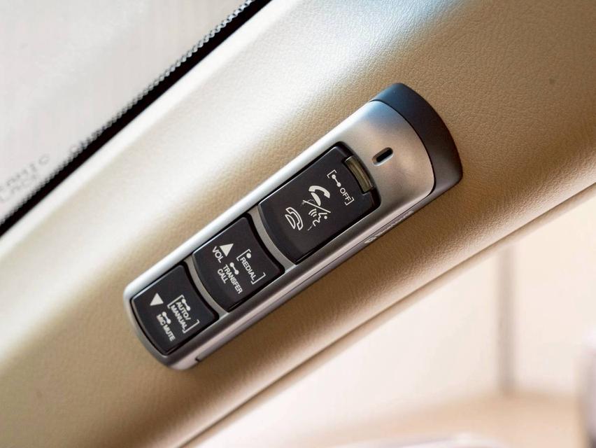 Honda CR-V2.0E 4WD Navi ปี 2010 ♨️ ประกันเครื่องเกียร์3ปี3หมื่นkm ♨️ รูปที่ 17