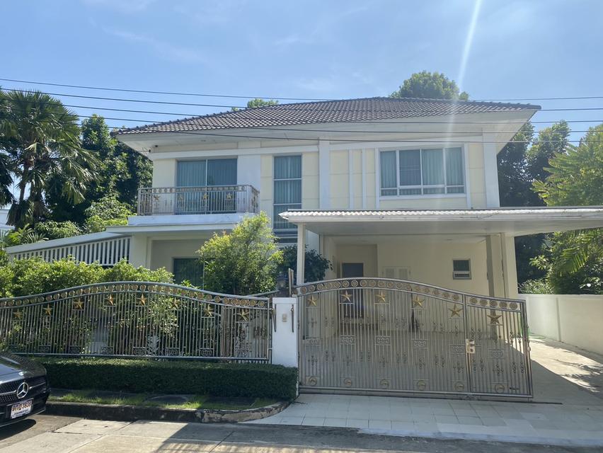 ขายบ้านเดี่ยว พร้อมอยู่ 2 ชั้น 77 ตรว. ไลฟ์บางกอกบูเลอวาร์ด ติดถนนใหญ่รามอินทรา 1