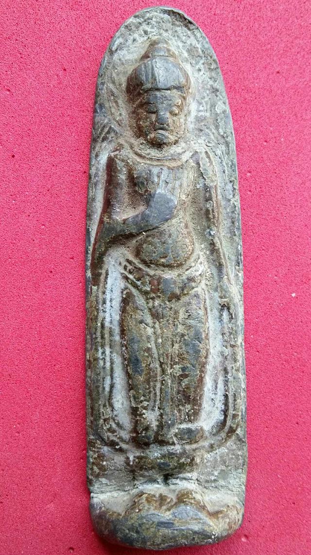 พระร่วงหลังรางปืน พิมพ์ฐานเตี้ย ชินตะกั่ว กรุวัดพระศรีรัตนมหาธาตุ รูปที่ 2