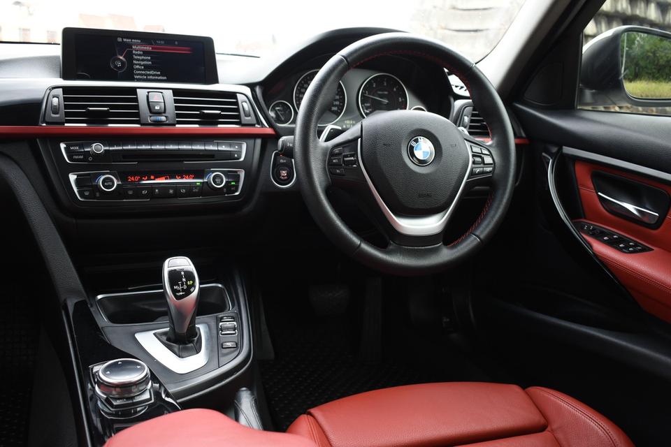 Bmw 320d SPORT 6