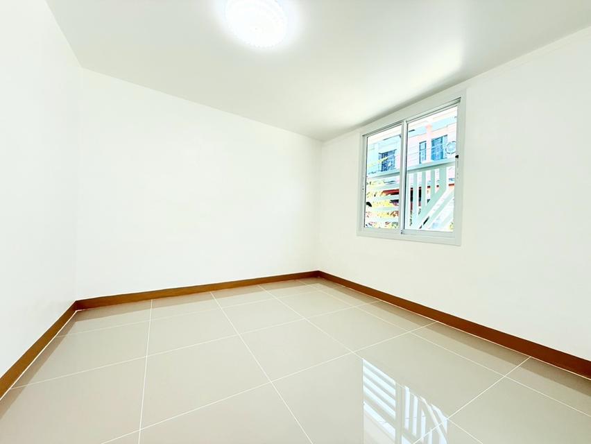 หมู่บ้านบัวทอง4 4