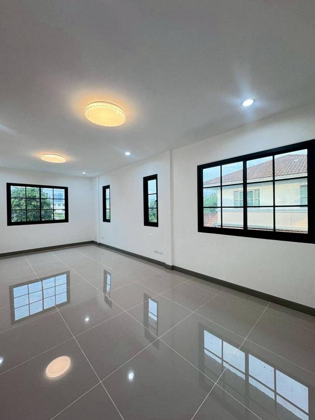 หมู่บ้านมัณฑนา2 ศรีนครินทร์ Mantana2 Srinakarinบ้านเดี่ยว 2 ชั้น โครงการ Land & Houses ใกล้เมกะบางนา ตกแต่งใหม่พร้อมอยู่ มีพื้นที่รอบบ้าน 8