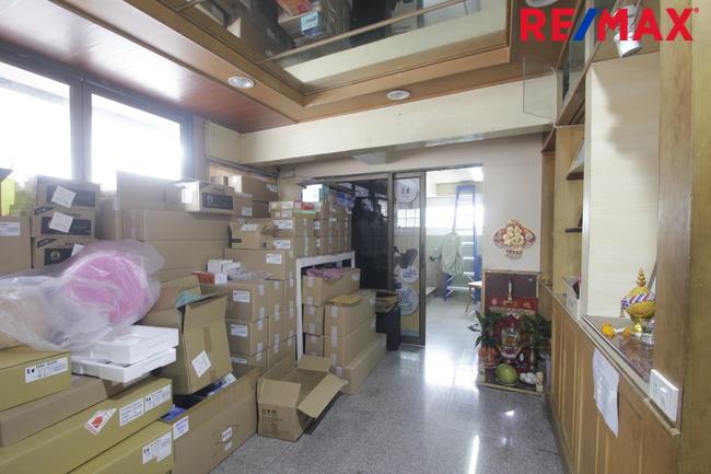 อาคารพาณิชย์เจริญกรุง พระราม3 แฉล้มนิมิตร ริมถนน2ห้องคู่ ห้องมุมปากซอยสุดประเสริฐ1 ใกล้ทางด่วน สาทร สีลม อยู่อาศัย ค้าขาย ทำสำนักงานได้ 13