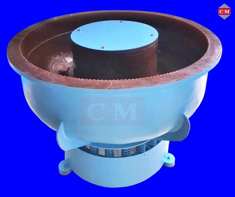   เครื่องขัดผิวโลหะแบบเขย่า (ไม่มีสะพานแยกชิ้นงาน) / Vibratory Finishing Machine 