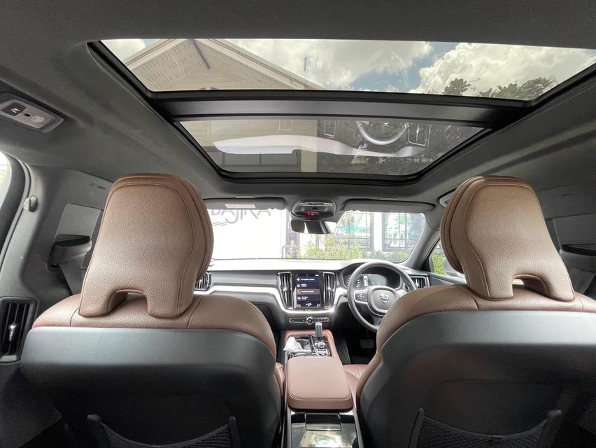 Volvo S60 Recharge T8 Momentum AWDปี 2021 เลขไมล์ 74,xxx km. รูปที่ 11