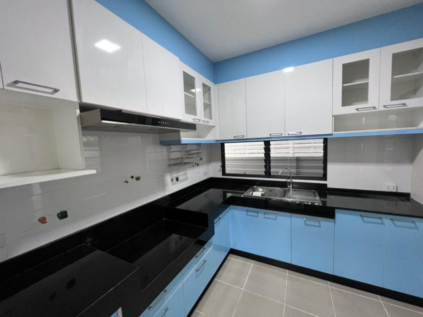 รูป ให้เช่า บ้านเดี่ยว 2 หลังติด 5 ห้องนอน เฟอร์ครบ มัณฑนา รามอินทรา-วงแหวน 330 ตรม. 118 ตร.วา ใกล้ แฟชั่นไอแลนด์ 6