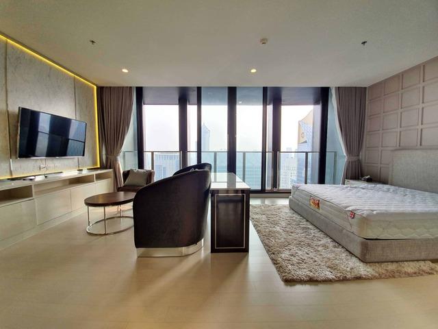 Noble Ploenchit BTS Ploenchit Duplex. Ultra Luxury. High floor next to BTS, Central Embassy 2