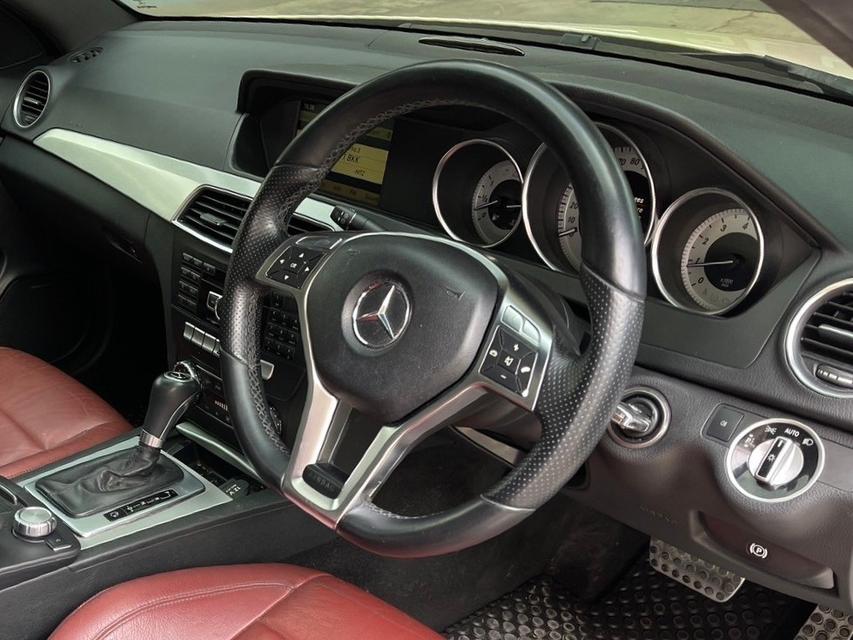 Benz C180 CGI COUPE AMG ปี2012 รหัส WMT233 14