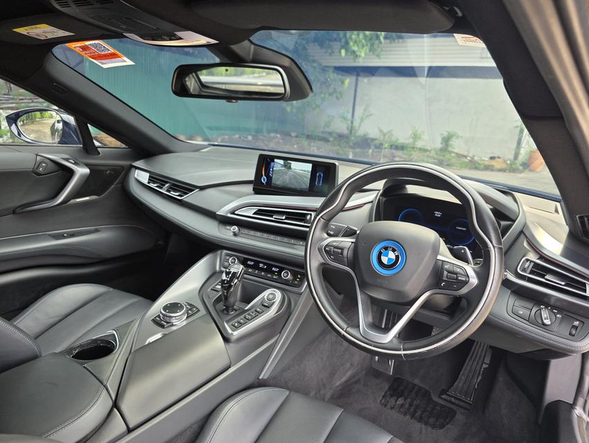 ขาย Bmw i8 ปี14 (รถสีเทา) รถสวย พร้อมใช้งาน 9