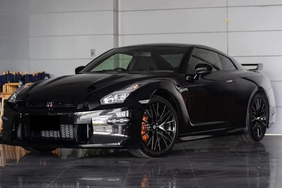 ปล่อยขาย Nissan GT-R 