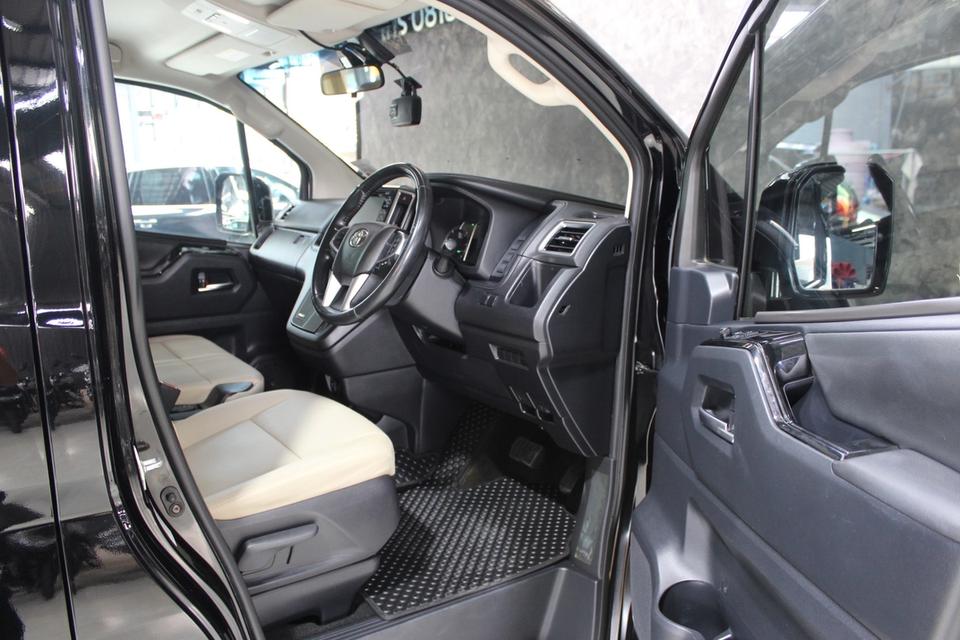 รหัสรถ JRS4533 TOYOTA Majesty Standard Van ปี 2020 18