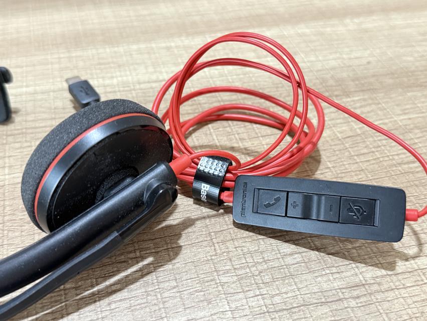 POLY BLACKWIRE C3210 USB-C MONO USB HEADSET- หูฟังครอบหัวพร้อมไมโครโฟนแบบ Mono รองรับ USB-C รูปที่ 4