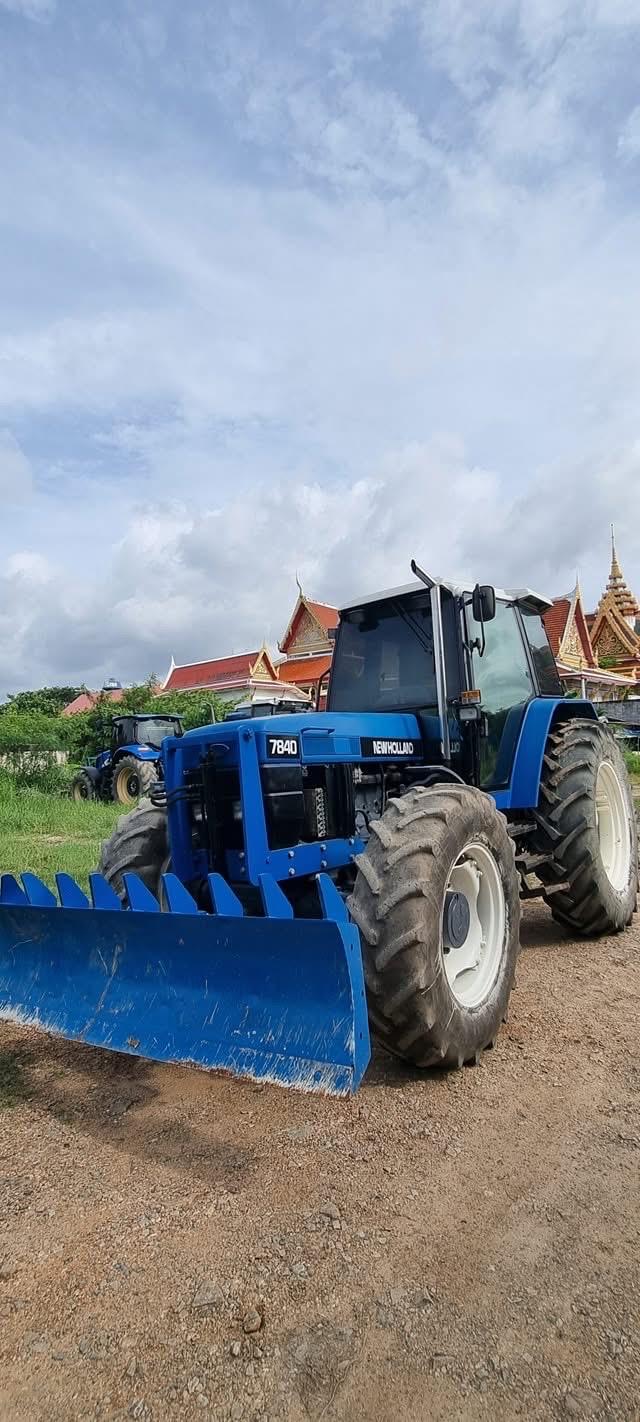 รถไถ Newholland 7840 G16x16 EDC